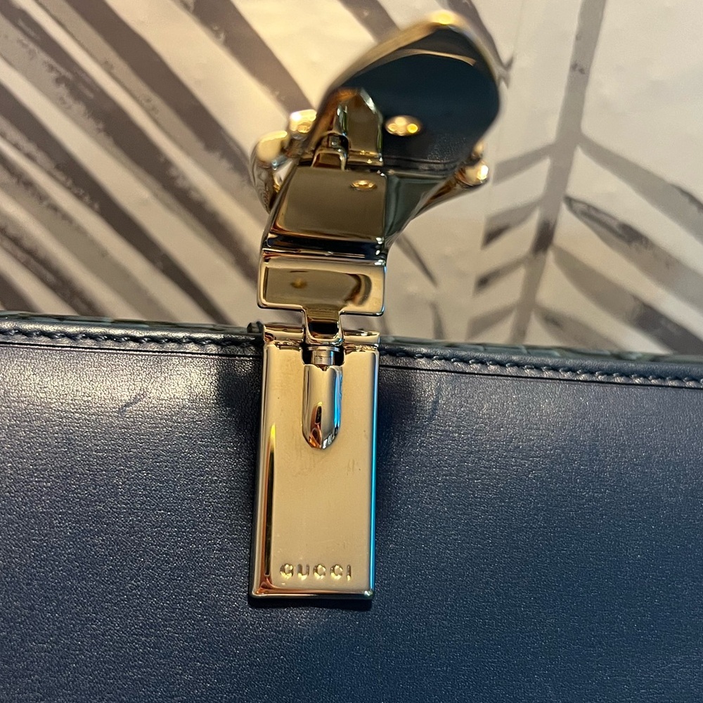 ❌SOLD❌ Gucci Teal Horsebit Print Buckle Wallet With Box - Picture 6 of 17